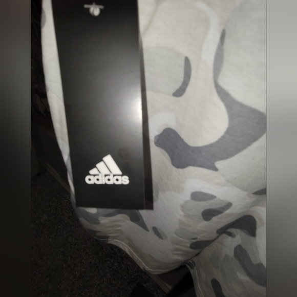 Addias Camo Tee NWT - Picture 4 of 7